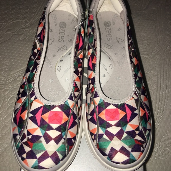 Bzees Comfort BRAND NEW SHOES IN THE BOX SIZE 8 - Picture 5 of 8